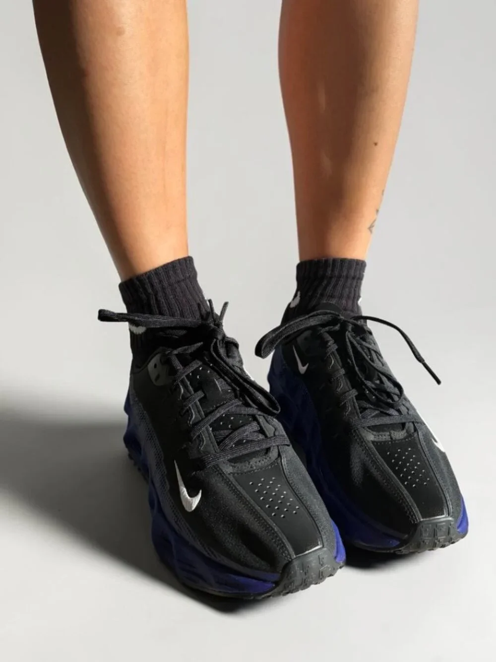Nike Ava Rover ReactX Sneakers Women’s 7.5 Black New Without Tags